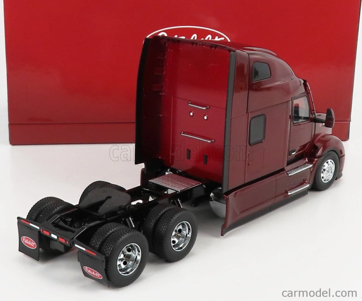 Dm-models Peterbilt 579 Tractor Truck 3-assi 2011 1:32 Red Met