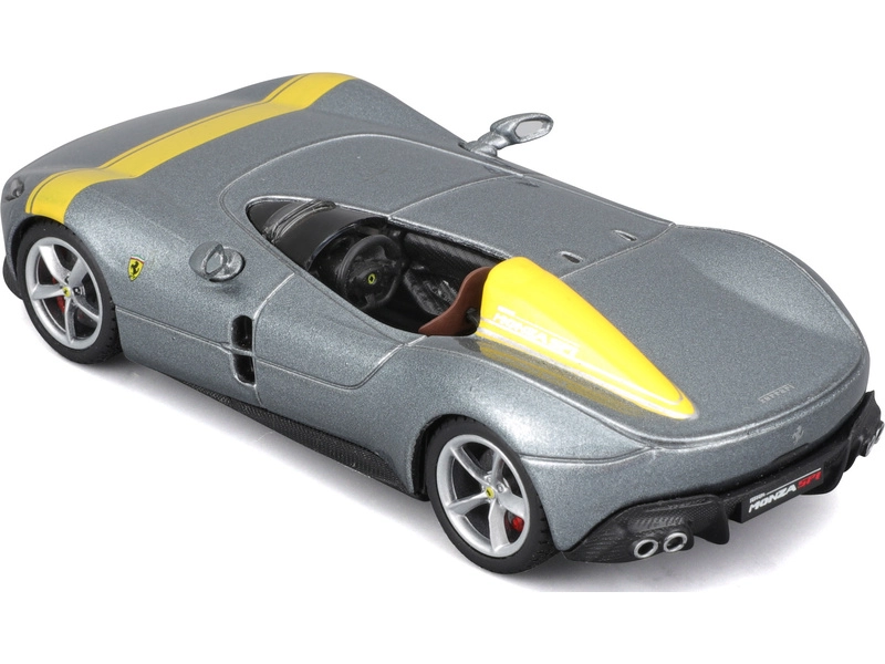 Bburago Signature Ferrari Monza SP1 1:43 strieborná