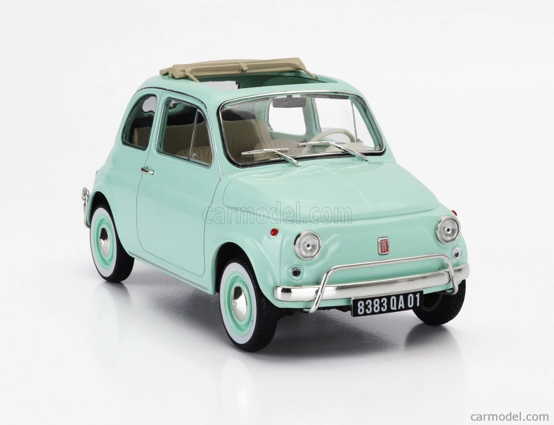 Norev Fiat 500l 1968 1:18 Velmi Světle Modrá