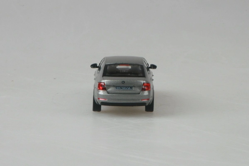 Abrex Škoda Octavia III (2012) 1:43 – béžová cappuccino metalíza