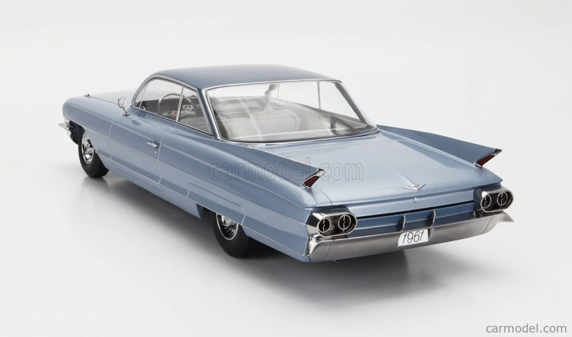 Cadillac Series 62 Coupe Deville 1961 1:18 Light Blue Met