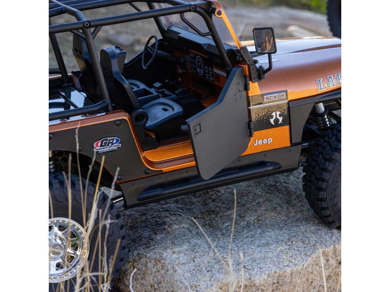 Axial SCX10 III Jeep CJ-7 1:10 4WD RTR měděná