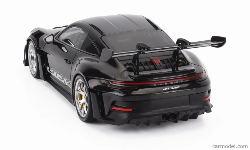 Minichamps Porsche 911 992 Gt3 Rs Coupe 2023 - Silver Wheels 1:18 Black