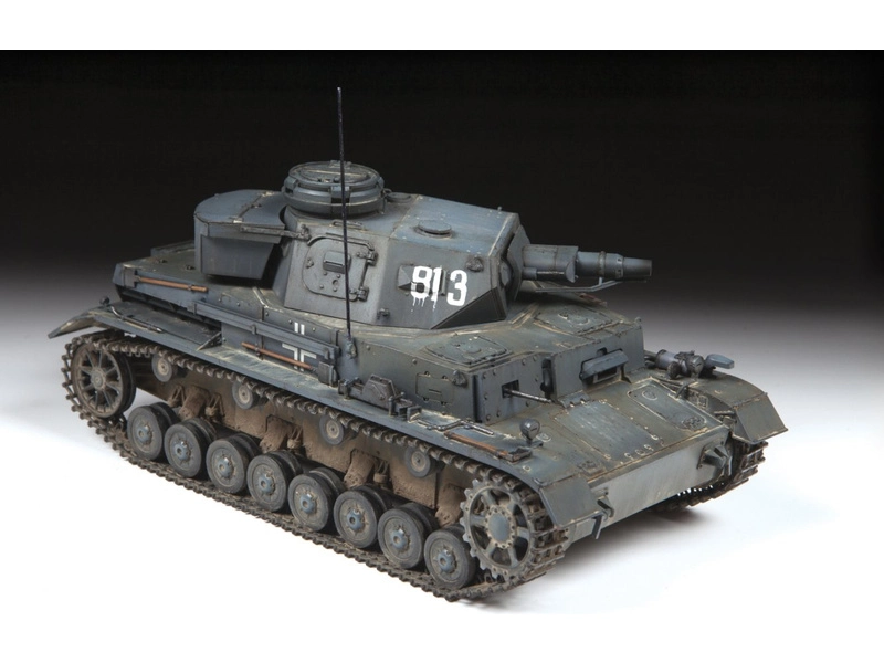 Zvezda Panzer IV Ausf.E (1:35)