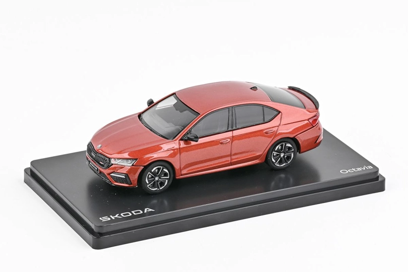 Abrex Škoda Octavia IV RS (2020) 1:43 - červená cinnamon metalíza