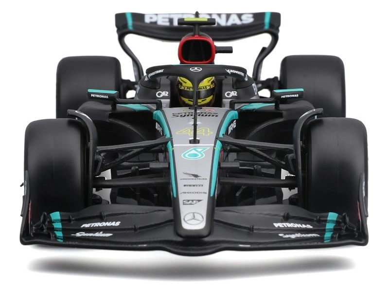 Bburago Mercedes-AMG Petronas W15 (2024) 1:24 Kit #44 Hamilton