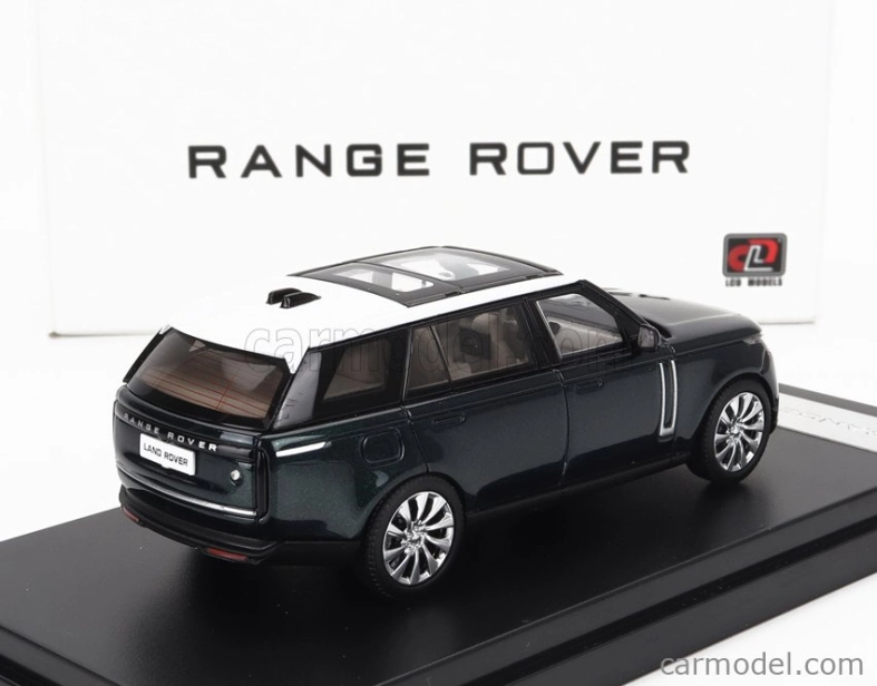 LCD model Land rover Range Rover 2022 1:64 Zelený