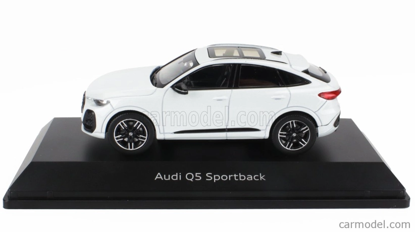 Norev Audi Q5 Sportback 2025 1:43 Biela