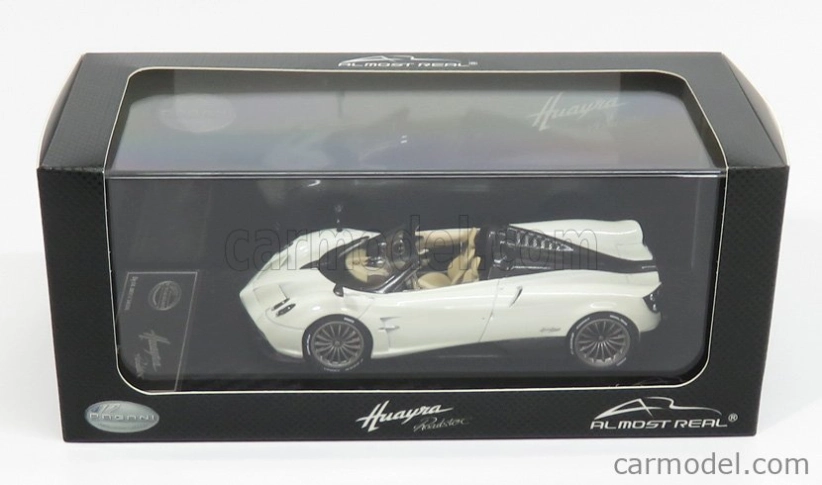 Almost-real Pagani Huayra Roadster 2017 1:43 Bílá