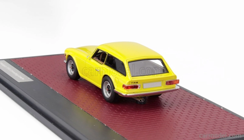 Matrix scale models Triumph Tr6 Shooting Brake Sw Station Wagon 1974 1:43 Žlutá