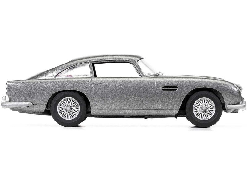 Airfix Aston Martin DB5 (1:43) (súprava)
