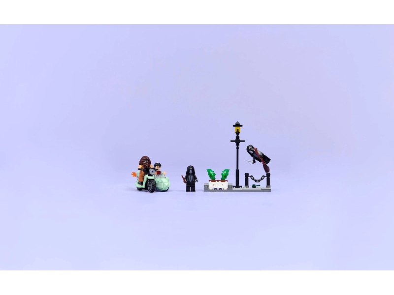 LEGO Harry Potter - Hagrid™ a Harryho útek zo Zobacej ulice