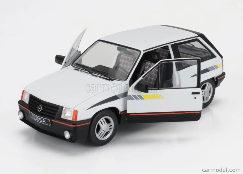 Whitebox Opel Corsa A Sr 1985 1:24 Bílá Černá