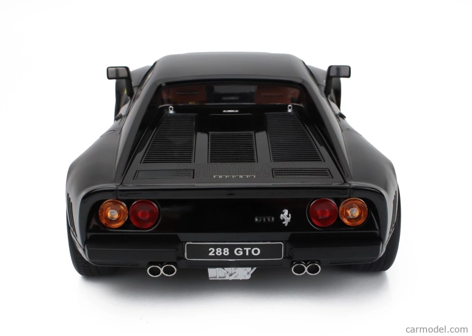 Ferrari 288 Gto 1984 v mierke 1:12 čierna