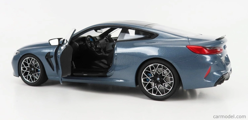 Minichamps BMW 8-series M8 Coupe (f92) 2020 1:18 Světle Modrá Met
