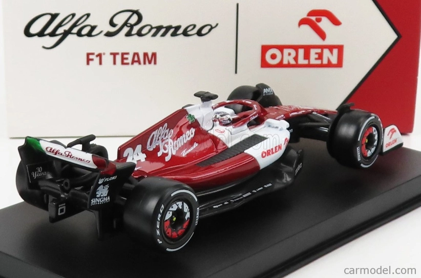 Bburago Alfa romeo F1 C42 Team Orlen Racing N 24 1:43, červená