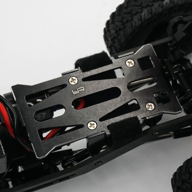 Hliníkové lože baterie pro Axial SCX24