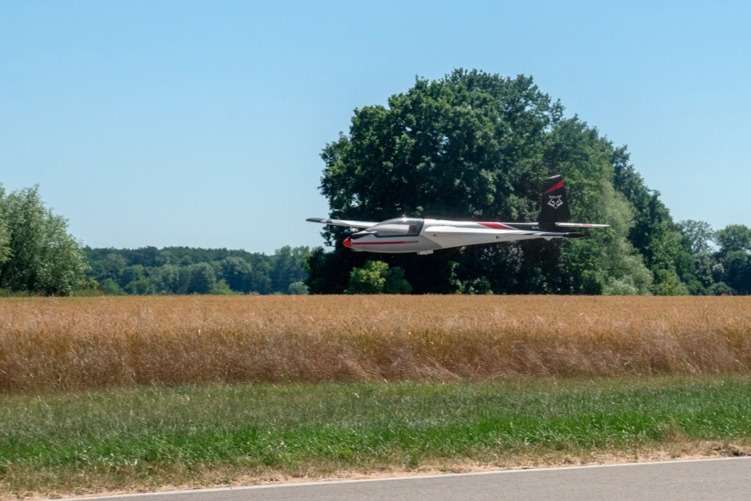 RC letadlo KAVAN Swift S-1 2400mm ARF, červená