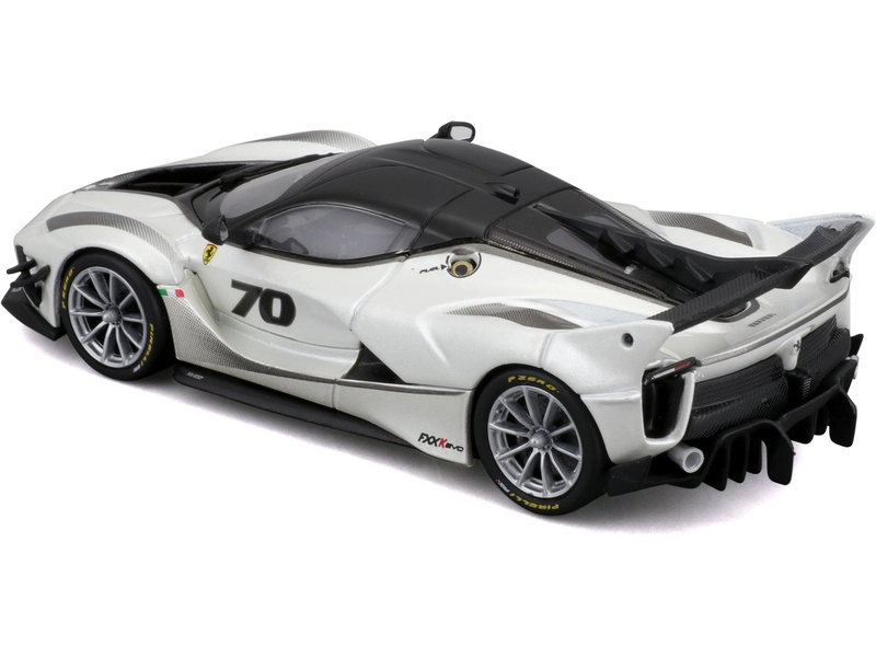 Bburago Ferrari Fxx-k Evo Hybrid 6.3 V12 1050hp 2017 1:43, červená