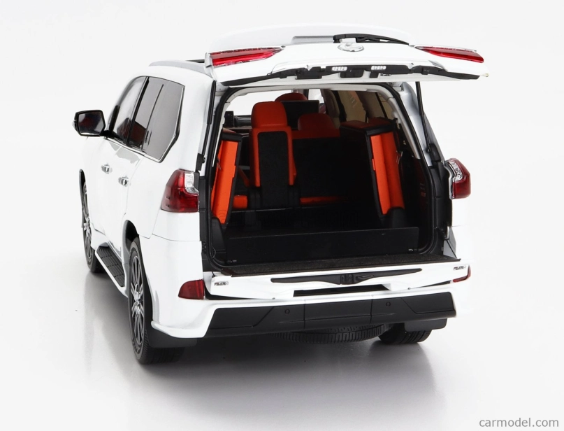 Lcd-model Lexus Lx570 2022 1:18 Bílá