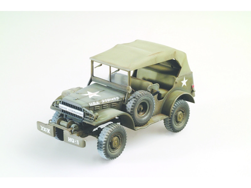 Italeri Dodgee WC/56 Staff Car (1:35)