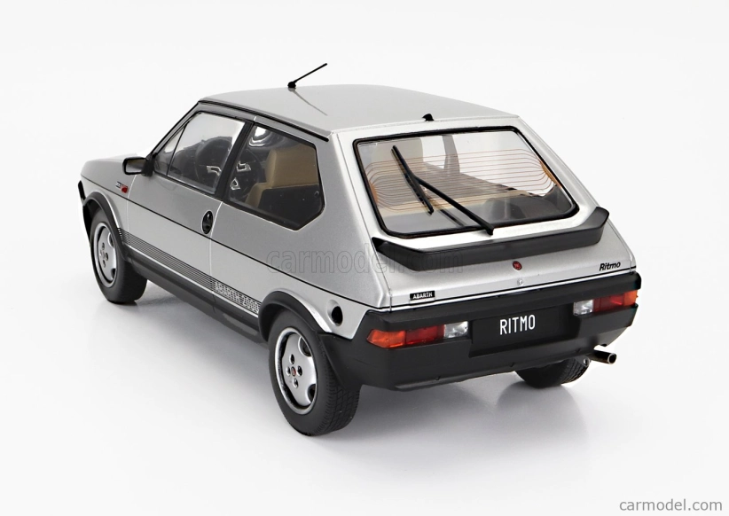 Mcg Fiat Ritmo Abarth 125tc 1980 1:18 Strieborný