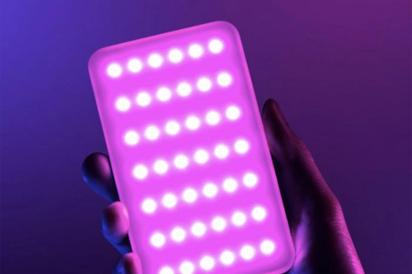 Nastavitelné RGB LED světlo s OLED obrazovkou (vč Aku)