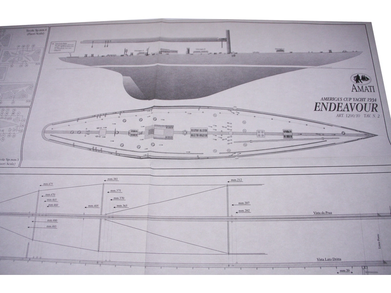 AMATI Endeavour plachetnica 1934 1:80 kit