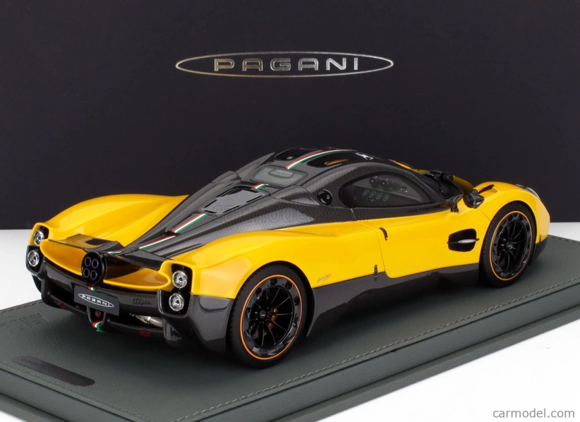 Bbr-models Pagani Utopia 2022 - Con Vetrina - With Showcase 1:18 Giallo Ginevra - Yello Carbon