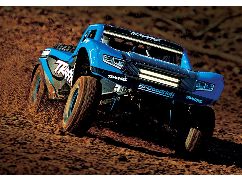 RC auto Traxxas Unlimited Desert Racer 1:8 RTR Rigid