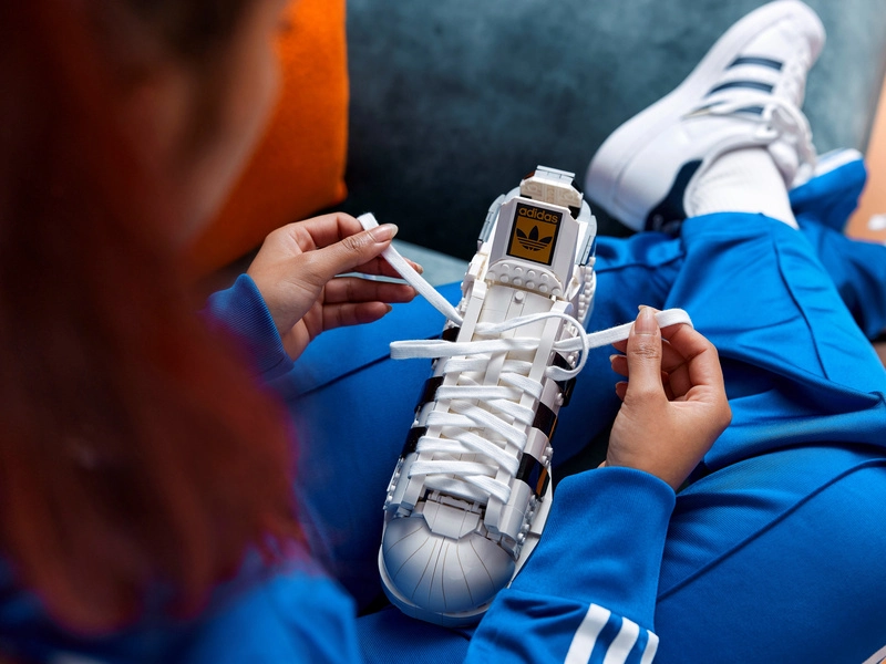 Ikony LEGO - adidas Originals Superstar