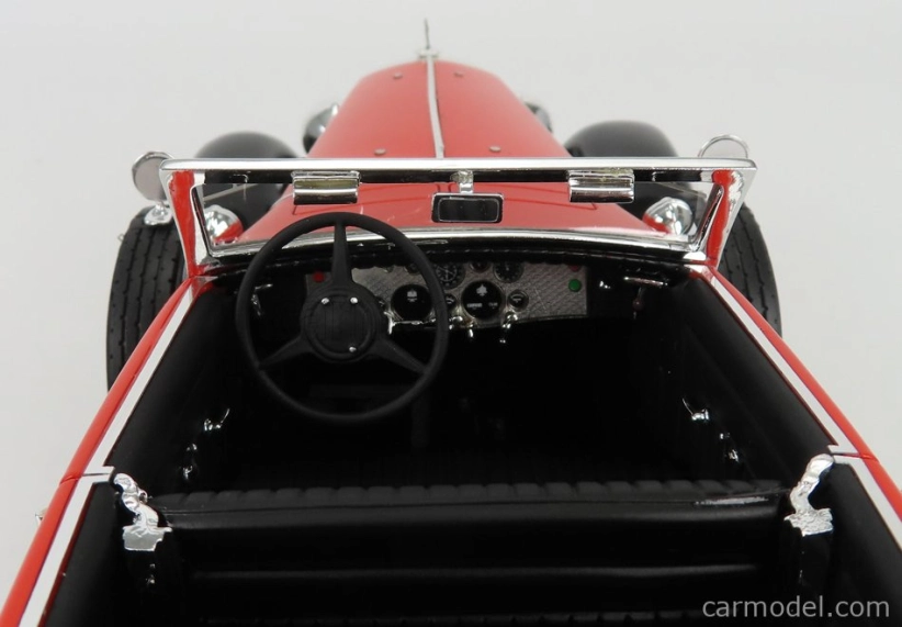 Modely v mierke Matrix Duesenberg J Riviera Phaeton By Brunn Cabriolet Open 1934 1:18 Black Orange