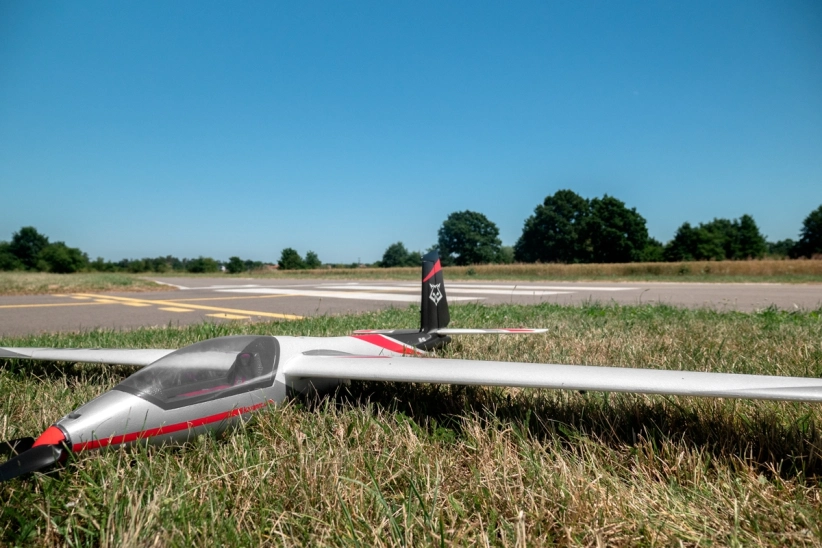 RC letadlo KAVAN Swift S-1 2400mm ARF, červená