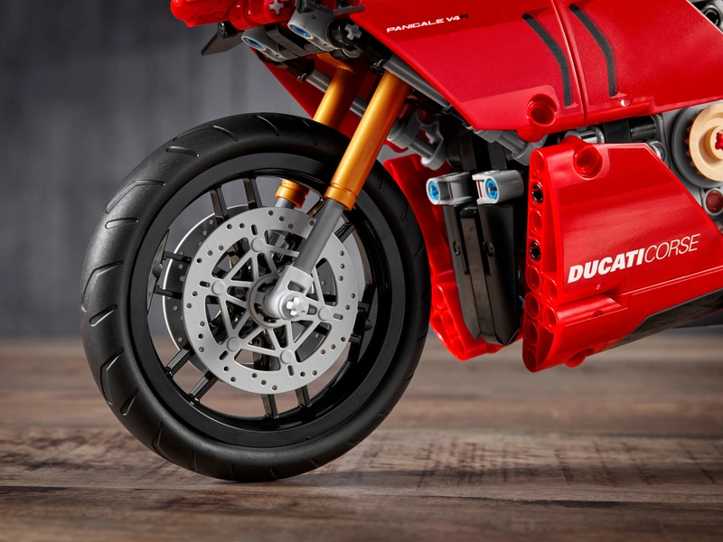 LEGO Technic – Ducati Panigale V4 R