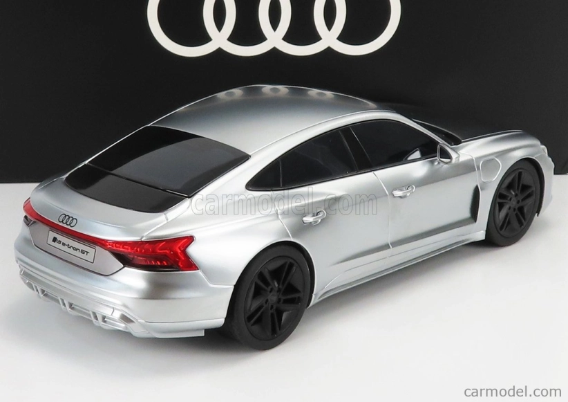 Norev Audi Gt Rs E-tron 2021 1:18 Matt Chrome