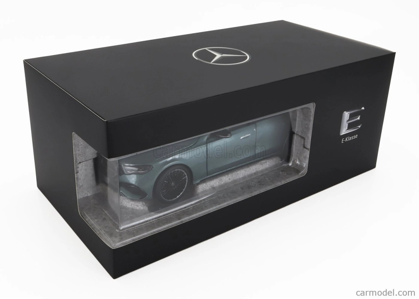 Mercedes benz triedy E (w214) Amg Line 2024 v mierke I 1:18 Veľmi svetlá zelená met.