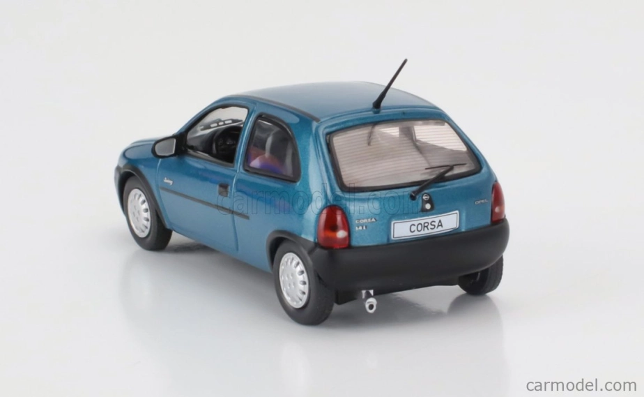 Ixo-models Opel Corsa B Swing 1995 1:43 Green Met