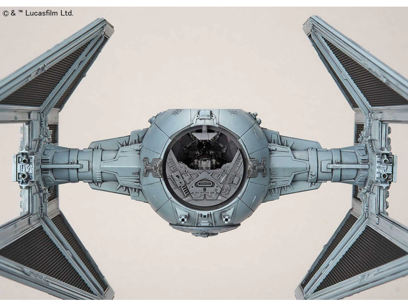 Revell BANDAI SW – TIE Interceptor (1:72)