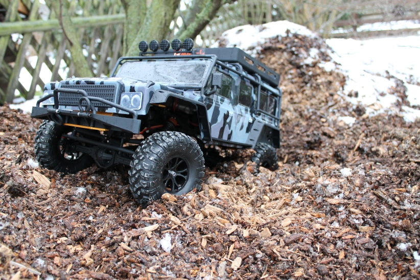 RC auto DF-4J Crawler XXL, kamufláž