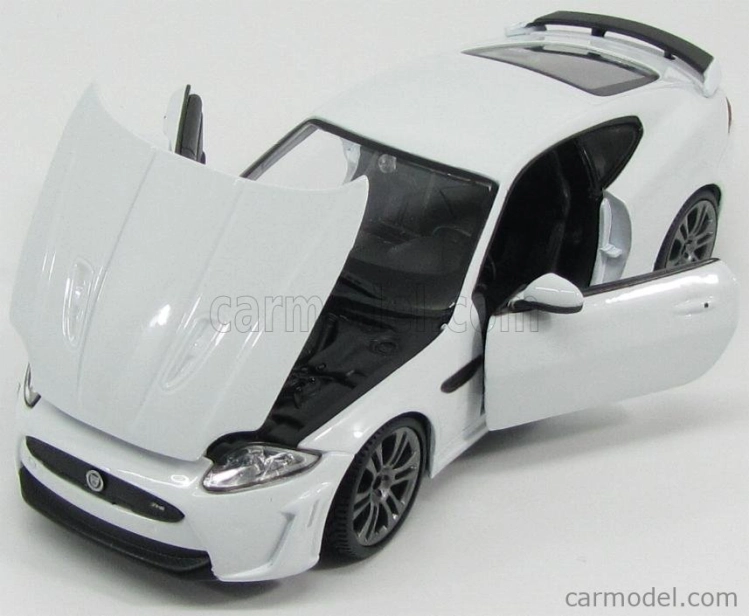 Bburago Plus Jaguar XKR-S 1:24 biela
