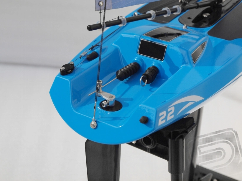 RC plachetnica Orion