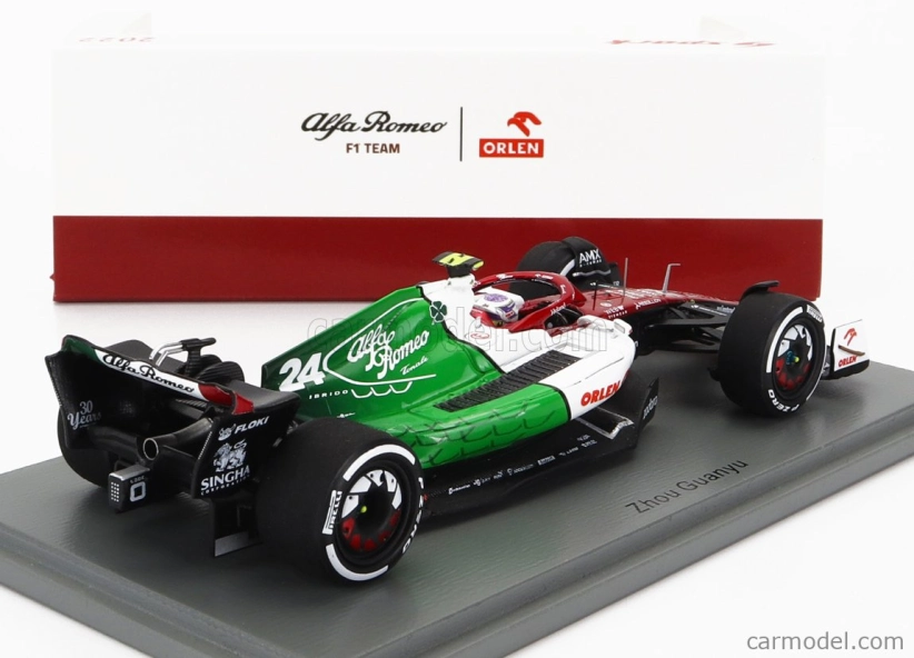 Iskrový model Alfa romeo F1 C42 Team Orlen Racing N 24 Azerbaijan Gp 2022 Guanyu Zhou 1:43 Biela červená zelená