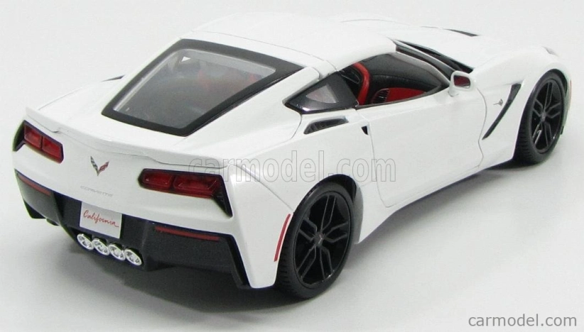 Maisto Chevrolet Corvette Z51 Coupe Stingray 2014 1:18 biela