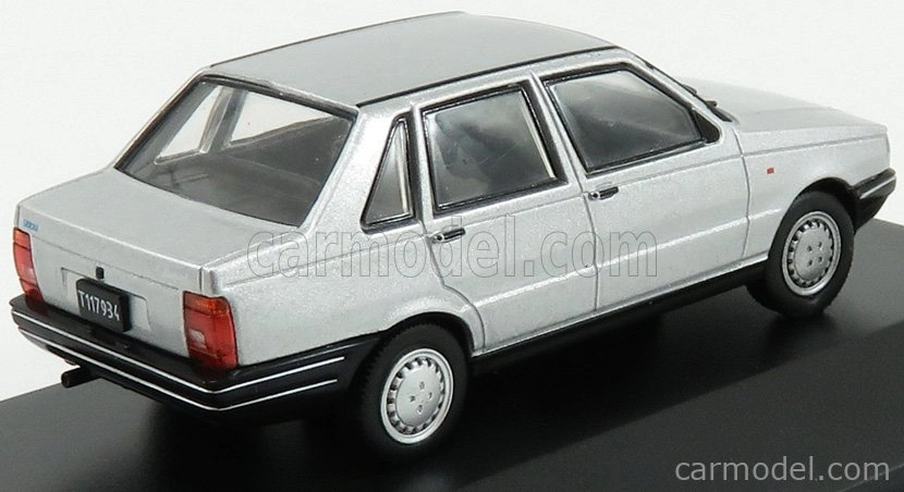 Edicola Fiat Duna S 1988 1:43 Strieborná