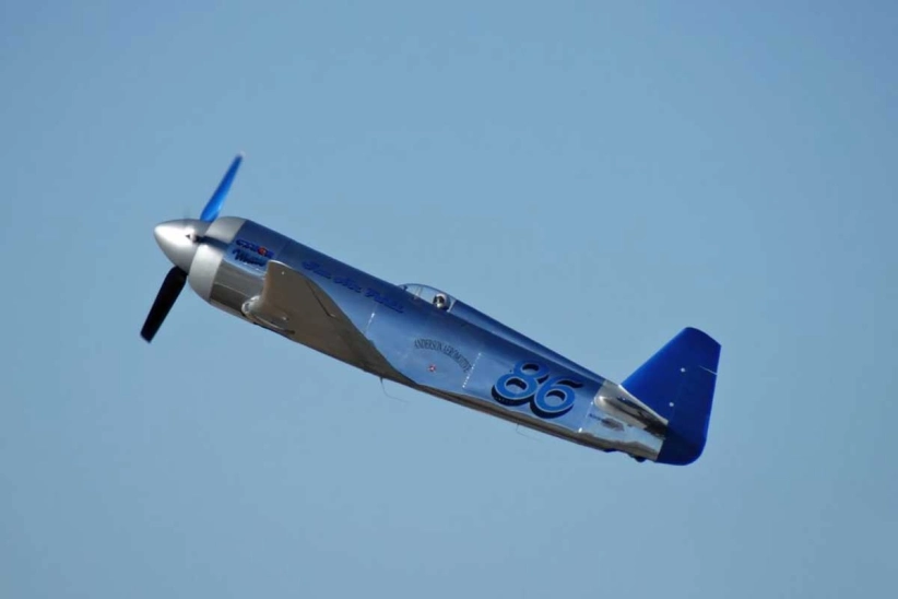 YAK 11 Reno Racer 1,8 m (zaťahovací podvozok) „Czech mate“