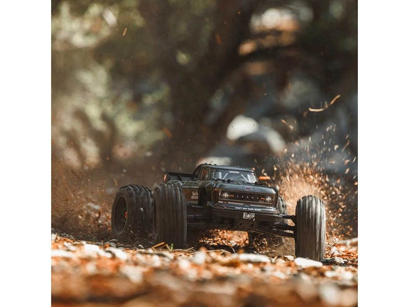 RC auto Arrma Outcast 4S V2 BLX 1:10 4WD RTR, oceľ
