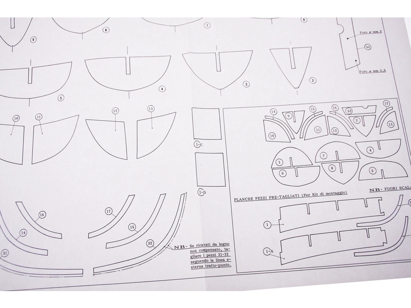 AMATI Walfangboot harpunársky čln 1860 1:16 kit