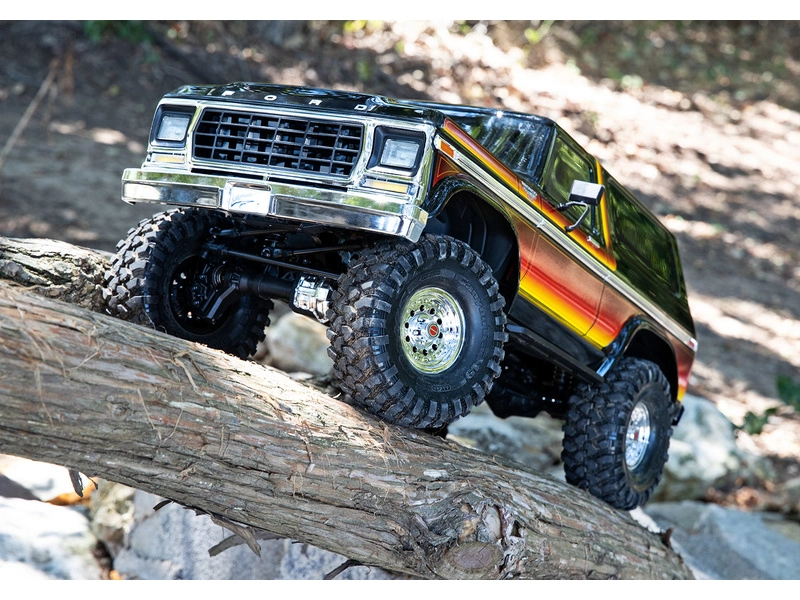 RC auto Traxxas TRX-4 Ford Bronco 1979 1:10 RTR Sunset