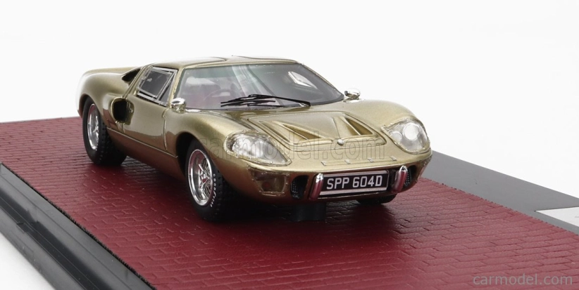 Modely v mierke Matrix Ford usa Gt40 Mkiii 1967 1:43 Gold Met