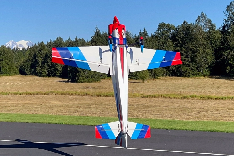 RC letadlo 104" Laser EXP V2 2,69m, červená/modrá/bílá